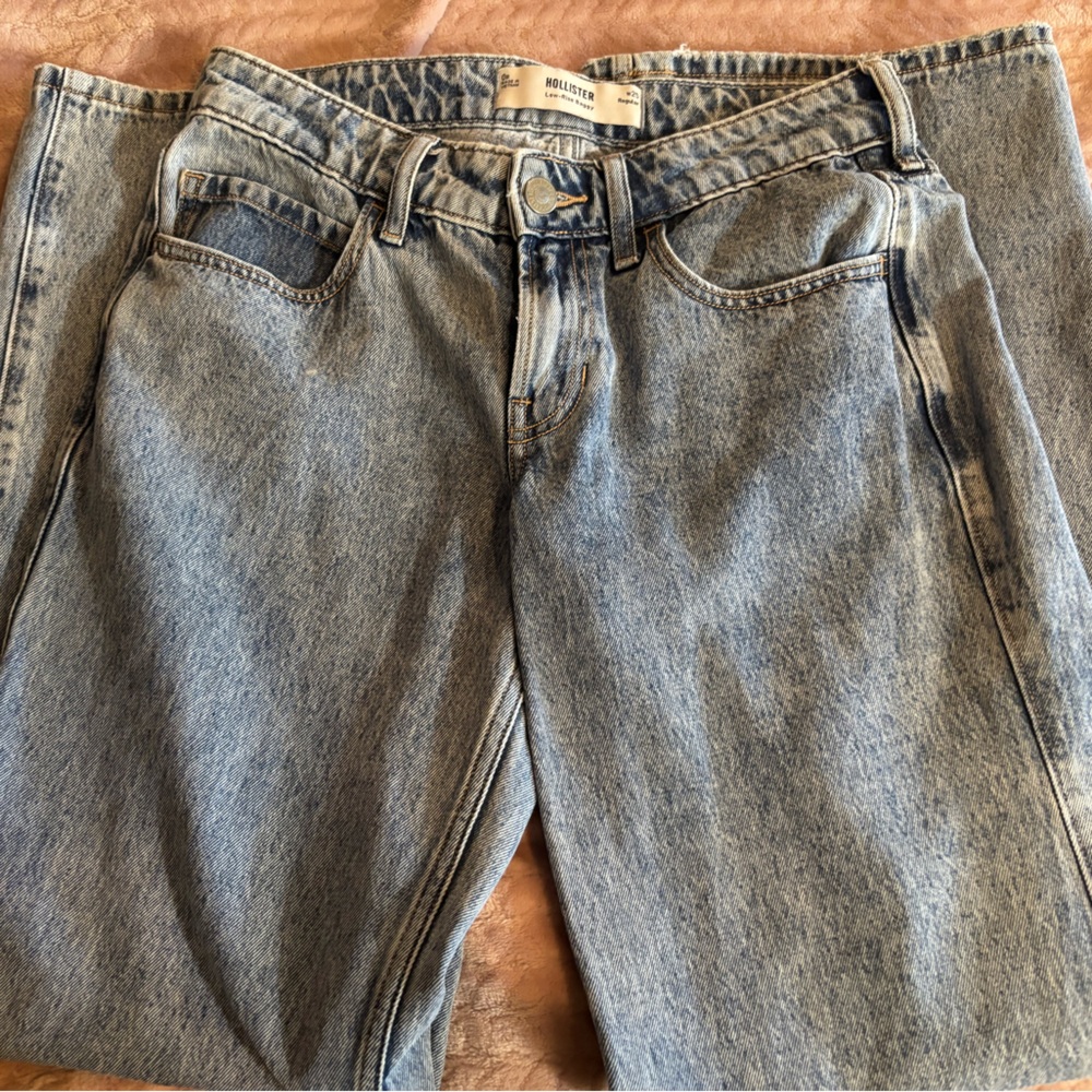 Hollister Blue Denim Low-Rise Baggy Jeans